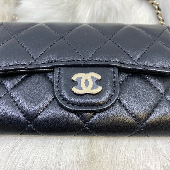 ✨SOLD✨Chanel GHW Mini Belt Bag - Picture 8 of 10